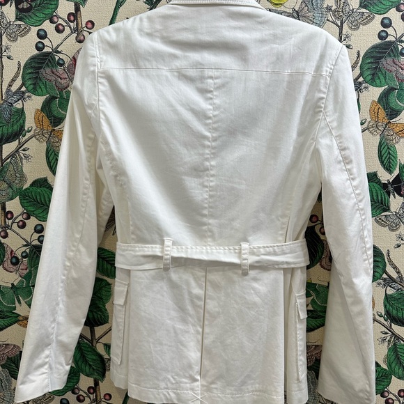 Spring Jacket - Picture 2 of 7